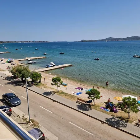 بيت ضيافة Seaside 4*