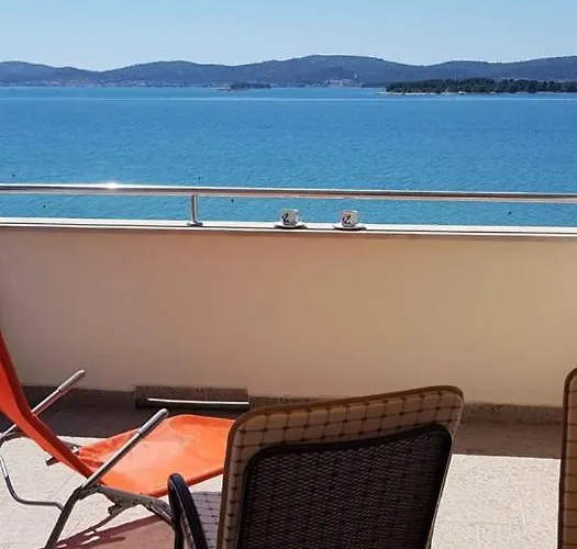 Seaside Гостевой дом Турань