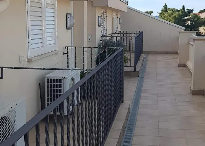 Гостевой дом Seaside Турань